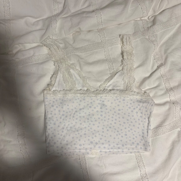 PacSun Me to We Lace Cami — White/Blue Floral (Size S) - Picture 2 of 3